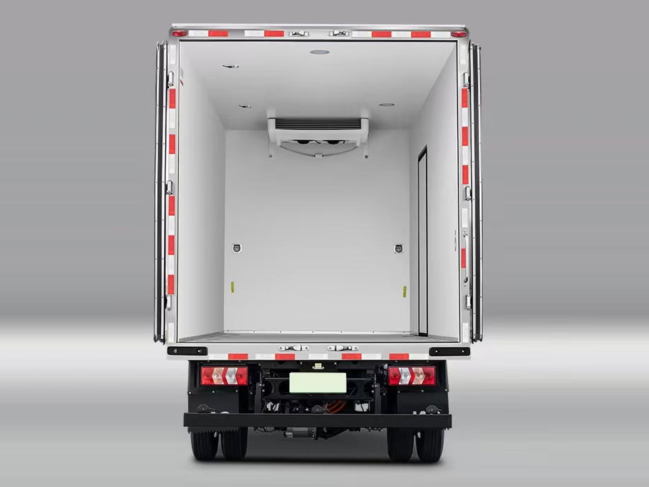 冷蔵室本体の材質は何が良いでしょうか？