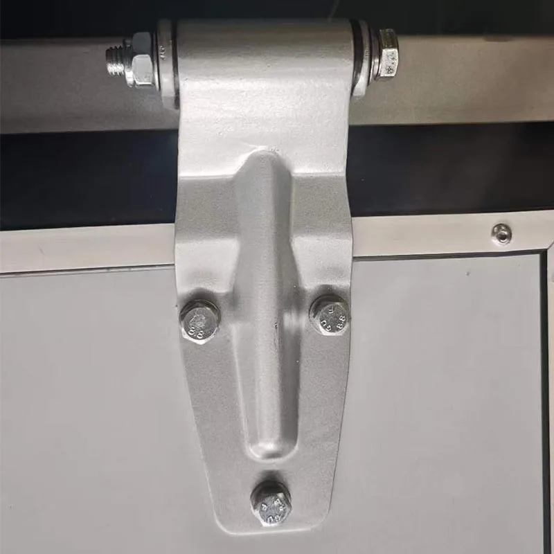 トラック用ドアヒンジ